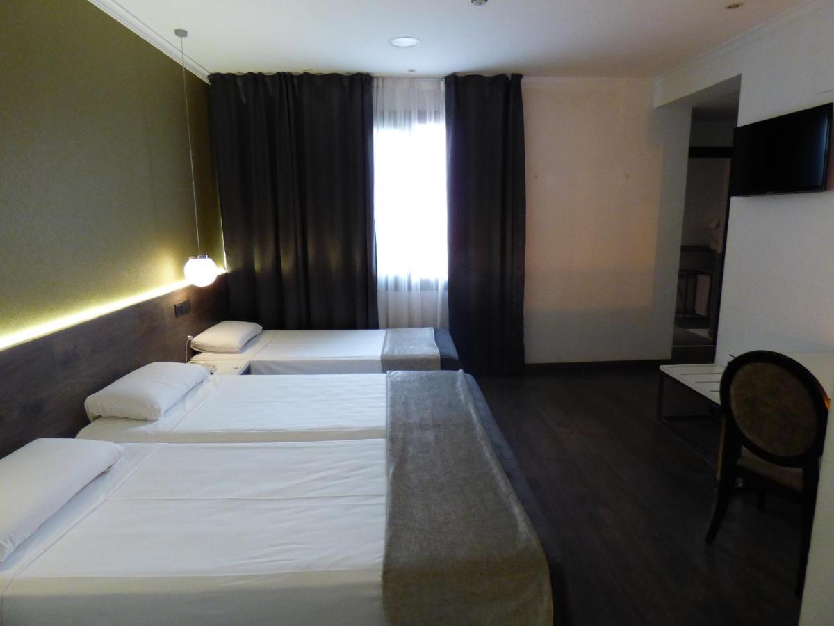 Moderno Hotel Barcelona Exterior photo