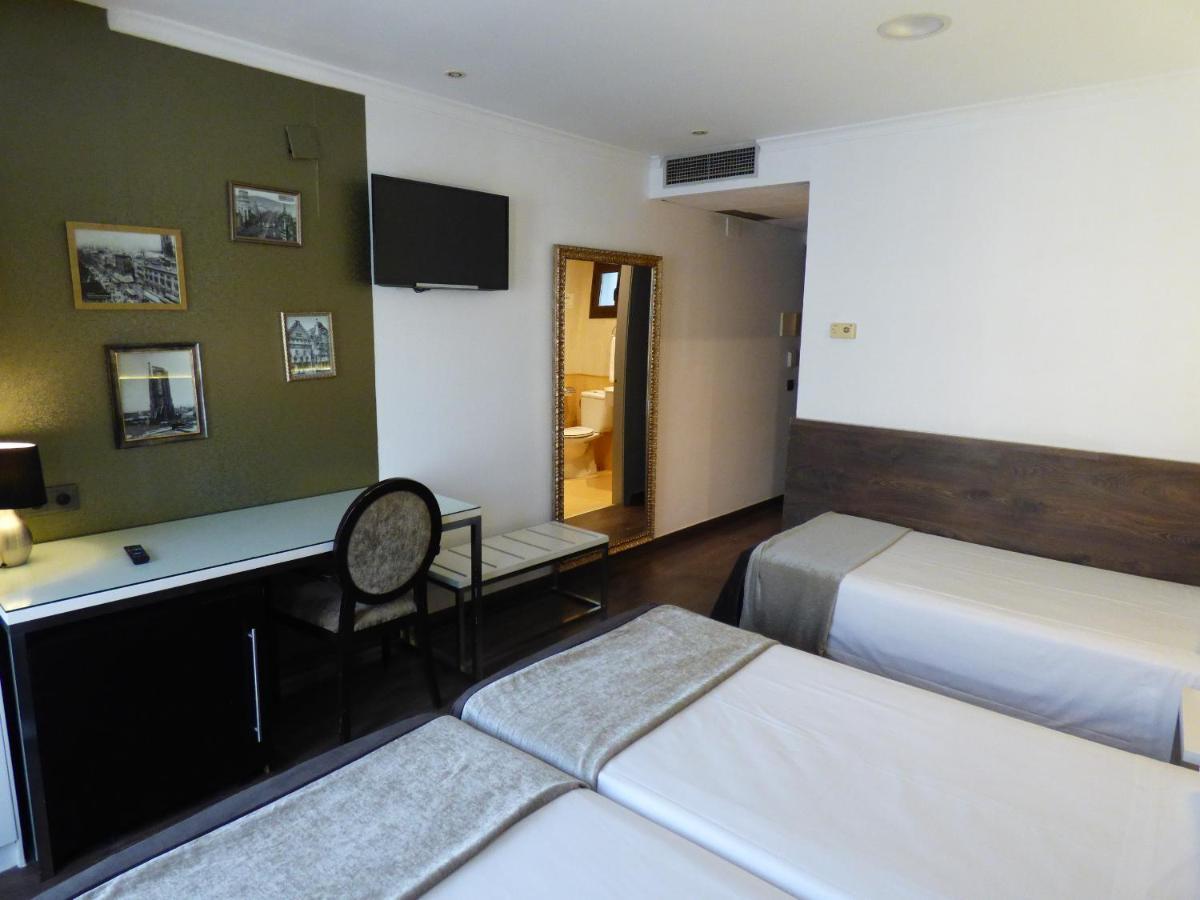 Moderno Hotel Barcelona Exterior photo