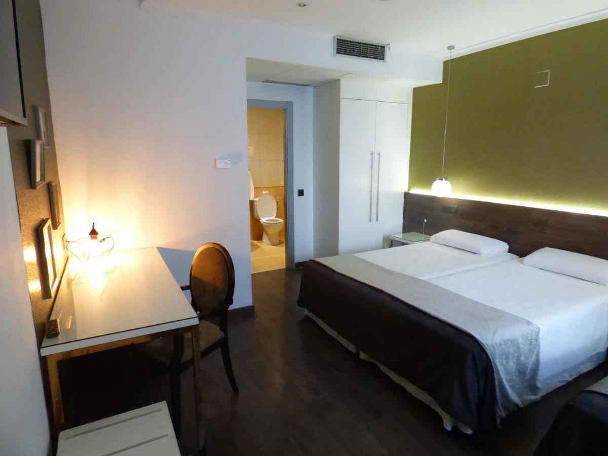 Moderno Hotel Barcelona Exterior photo